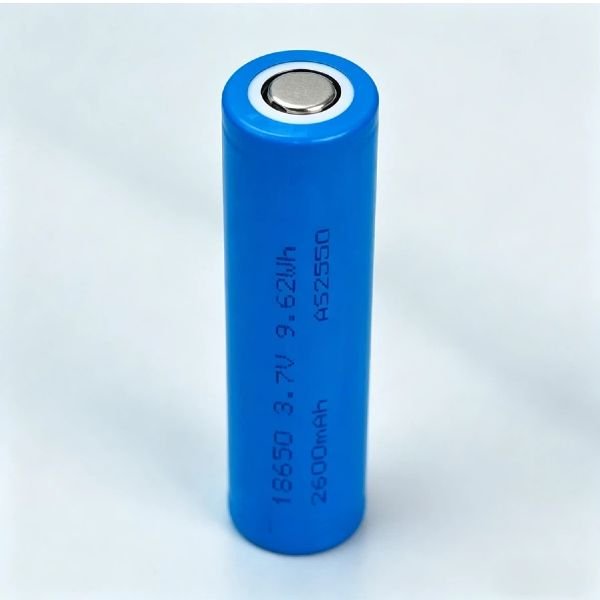 3.7V 2600mAh 18650 High Capacity Lithium Ion Battery - Image 2